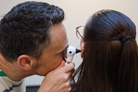 Welch Allyn Pocket PLUS LED Otoscope - Snowberry