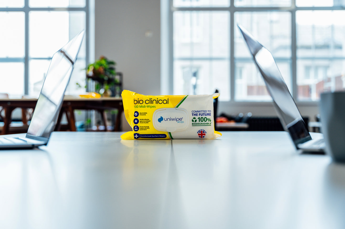 Uniwipe - Bioclinical Disinfectant Surface Wipes 100% Biodegradable Wipes (Pack of 100)