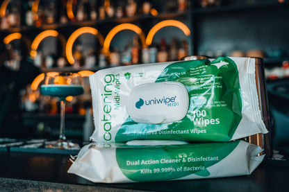 Uniwipe Catering Sanitising Midi-Wipes (Pack of 100)