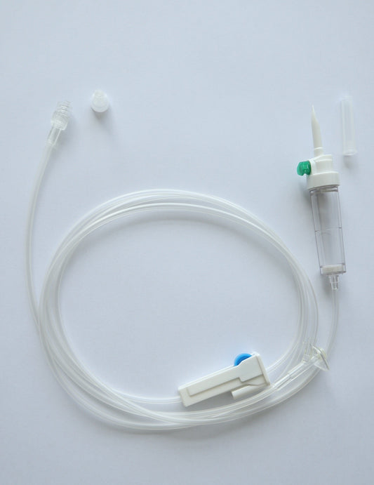 Gravity set, 180cm street tube, PVC, Hydrophobic Air Filter, 15µm DCF,  Spike M Rot Luer - Box of 100